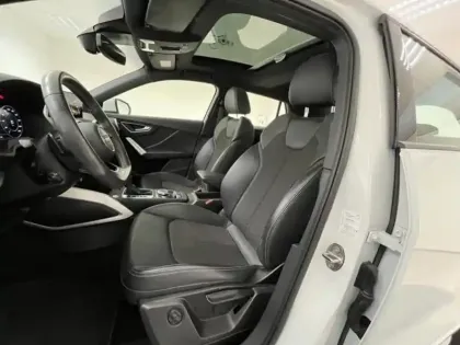 Photo 12 Audi Q2  35 TFSI 150ch  S line S tronic 7