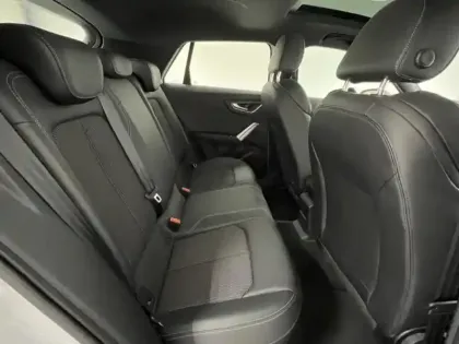 Photo 9 Audi Q2  35 TFSI 150ch  S line S tronic 7