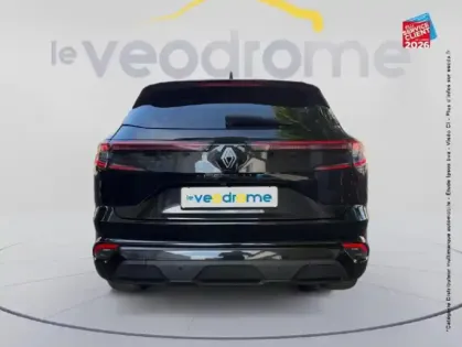 Photo 6 Renault Austral  1.2 E-Tech full hybrid 200ch Iconic esprit Alpine