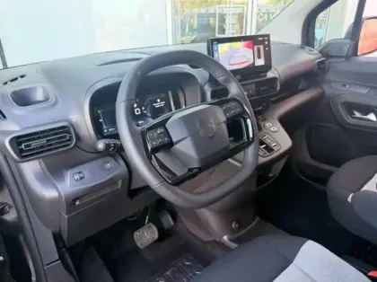 Photo 12 Citroën Berlingo Gén. III Ph2 MAX 5