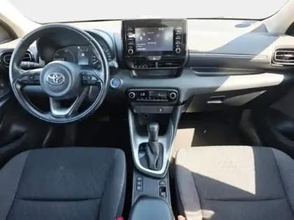 Photo 12 Toyota Yaris  116h France 5p