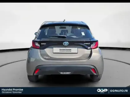 Photo 18 Toyota Yaris  116h France 5p