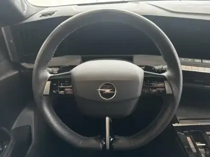 Photo 7 Opel Astra Gén. VI Ph1 GS 5