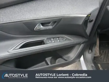 Photo 13 Peugeot 5008 Gén. II Ph1 Allure 5