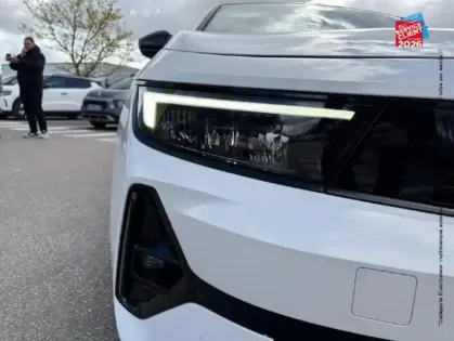 Photo 12 Opel Astra  Sports Tourer 1.6 Turbo 180ch Hybrid GS BVA8