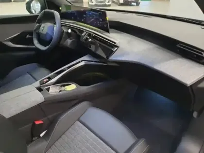 Photo 13 Peugeot 3008 Gén. III Ph1 Allure 5