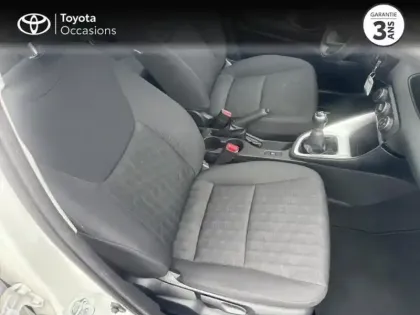 Photo 5 Toyota Yaris Gén. IV Ph1 NG Dynamic Business 5