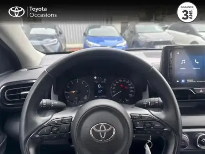 Photo 12 Toyota Yaris Gén. IV Ph1 NG Dynamic Business 5