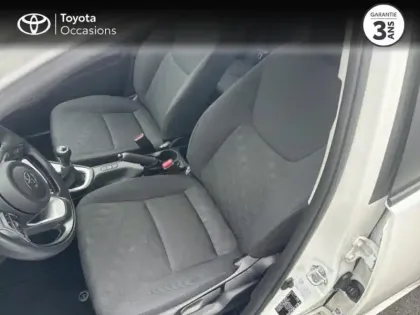 Photo 10 Toyota Yaris Gén. IV Ph1 NG Dynamic Business 5
