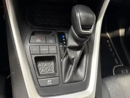 Photo 12 Toyota Rav4 Gén. V Ph1 Dynamic 5