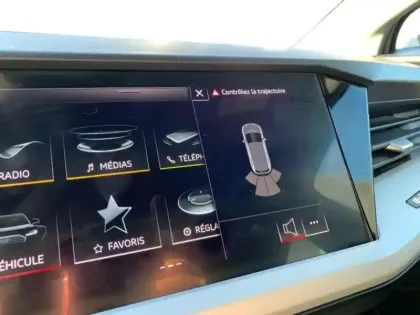 Photo 19 Audi Q4  e-tron 35 e-tron 170ch