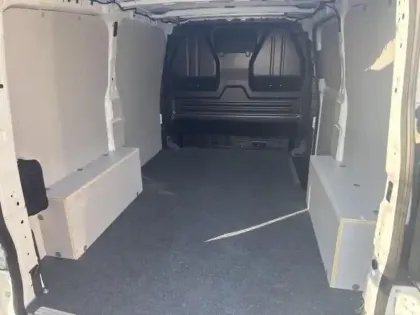 Photo 12 Ford Custom Gén. II Ph1 Sport 1