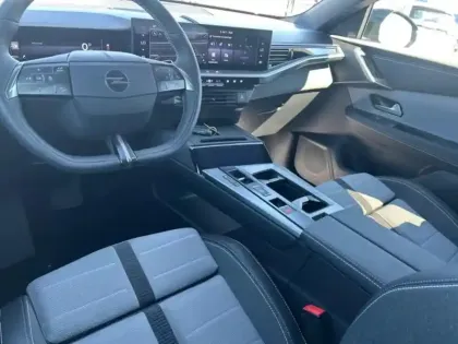 Photo 7 Opel Grandland  1.2 Turbo Hybrid 145ch GS e-DCT6