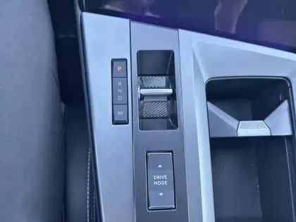 Photo 12 Opel Grandland  1.2 Turbo Hybrid 145ch GS e-DCT6