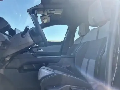 Photo 8 Opel Grandland  1.2 Turbo Hybrid 145ch GS e-DCT6