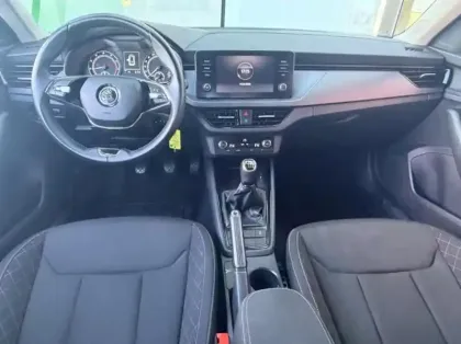 Photo 12 Skoda Kamiq  1.0 TSI Evo 110ch Ambition