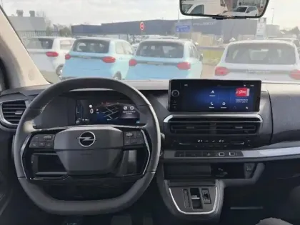 Photo 10 Opel Vivaro  Fg M 2.2 Diesel 180ch Sportive automatique