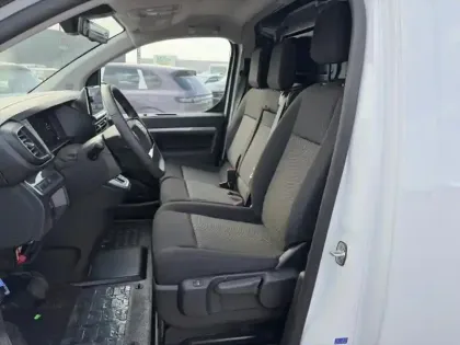 Photo 11 Opel Vivaro  Fg M 2.2 Diesel 180ch Sportive automatique