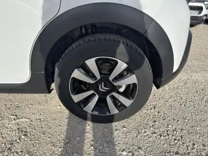 Photo 8 Citroën C3  1.2 PureTech 110ch S&S Shine 120-123g