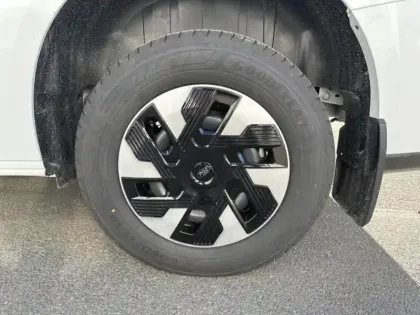 Photo 8 Ford Custom Gén. II Ph1 Trend 1