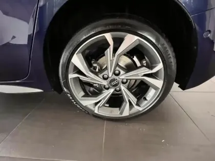 Photo 12 Audi A3  Sportback 40 TFSI e 204ch PHEV S line S tronic 6