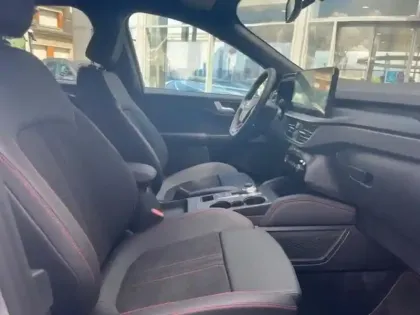 Photo 11 Ford Kuga Gén. III Ph2 ST-Line X 5