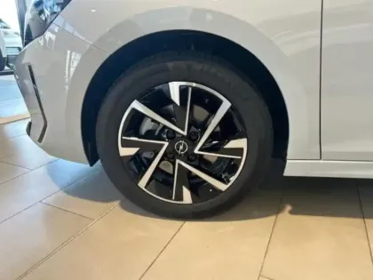 Photo 10 Opel Corsa  1.2 Turbo Hybrid 110ch GS e-DCT6