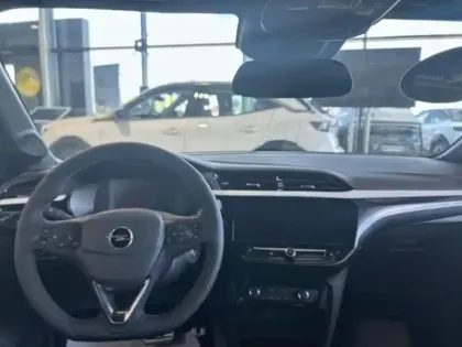 Photo 7 Opel Corsa  1.2 Turbo Hybrid 110ch GS e-DCT6