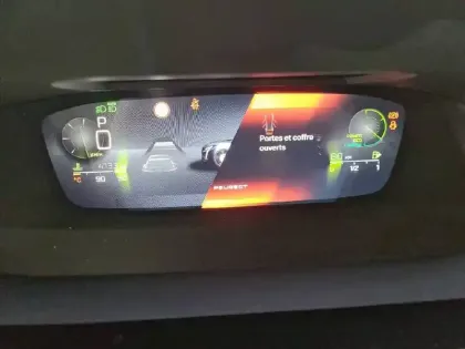 Photo 9 Peugeot 408  Hybrid 145 e-DCS6