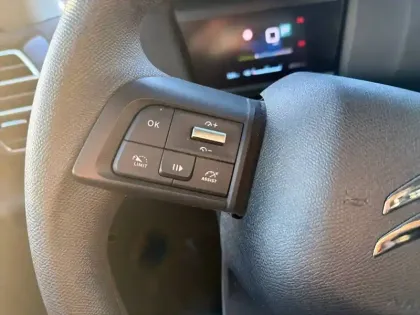 Photo 19 Citroën C4 e- 136 ch Automatique