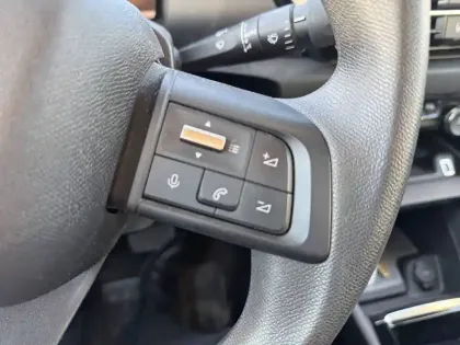 Photo 18 Citroën C4 e- 136 ch Automatique