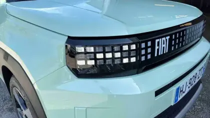 Photo 26 Fiat Panda Grande  T-Gen 3 1.2 Hybrid Turbo 110 ch eDCT6