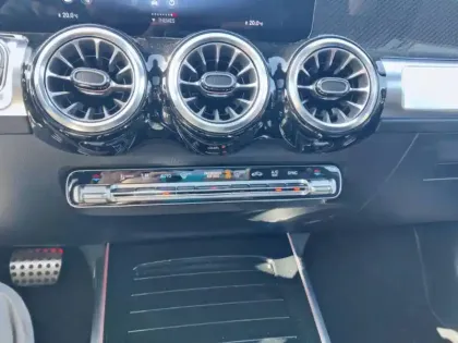 Photo 27 Mercedes GLB Gén. I (X247) Ph2 AMG Line 5