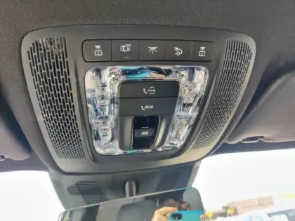 Photo 30 Mercedes GLB Gén. I (X247) Ph2 AMG Line 5