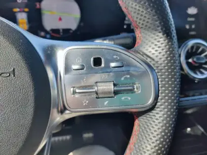 Photo 22 Mercedes GLB Gén. I (X247) Ph2 AMG Line 5