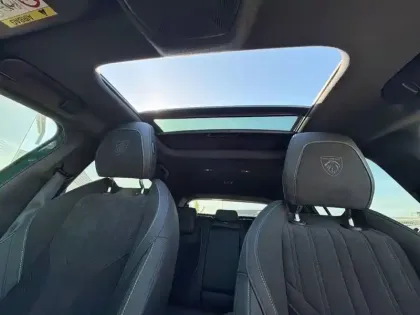 Photo 17 Peugeot 308  Electrique 55 kWh 156ch