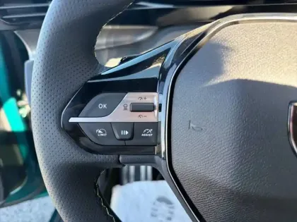 Photo 14 Peugeot 308  Electrique 55 kWh 156ch