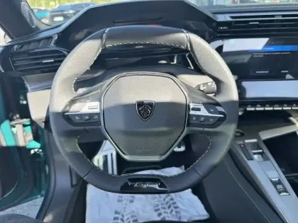 Photo 8 Peugeot 308  Electrique 55 kWh 156ch