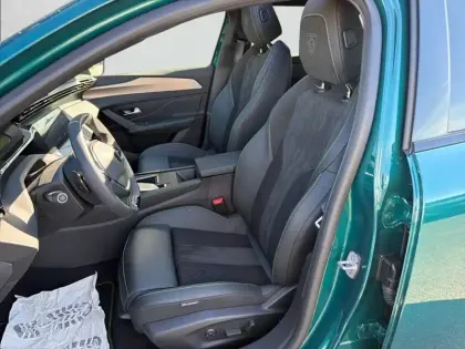 Photo 10 Peugeot 308  Electrique 55 kWh 156ch