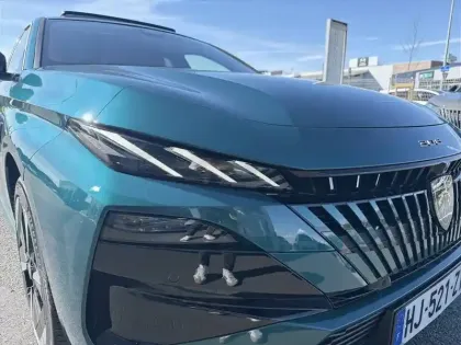 Photo 15 Peugeot 308  Electrique 55 kWh 156ch