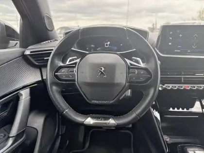 Photo 35 Peugeot 2008  PureTech 130 S&S EAT8