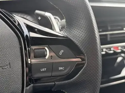 Photo 18 Peugeot 2008 Gén. II Ph1 NG GT 5