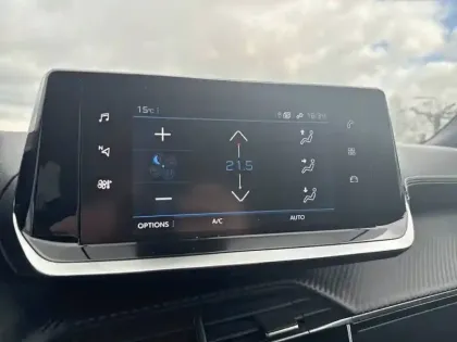 Photo 23 Peugeot 2008 Gén. II Ph1 NG GT 5