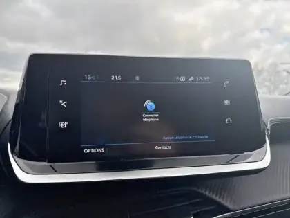 Photo 78 Peugeot 2008  PureTech 130 S&S EAT8