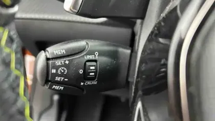 Photo 96 Peugeot 2008  PureTech 130 S&S EAT8