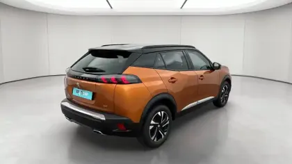 Photo 86 Peugeot 2008  PureTech 130 S&S EAT8