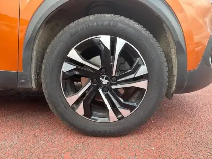 Photo 39 Peugeot 2008  PureTech 130 S&S EAT8