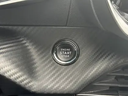 Photo 26 Peugeot 2008 Gén. II Ph1 NG GT 5