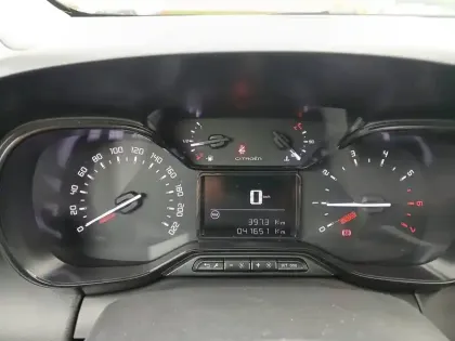 Photo 5 Citroën C3 Aircross  PureTech 110 S&S BVM6