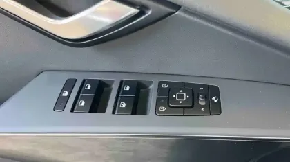 Photo 22 Kia Niro  1.6 GDi 129 ch HEV DCT6